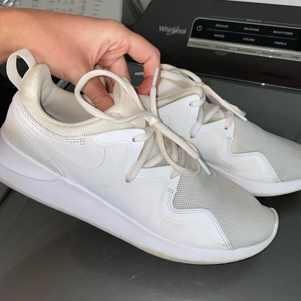 Off White Nike running shoes (W size 9) - Picture 5 of 5